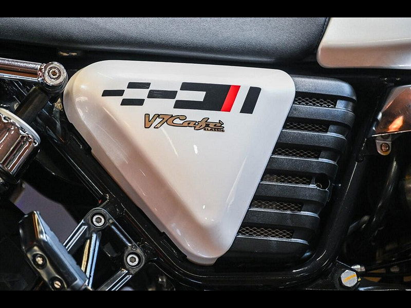 MOTO GUZZI V7 *Original Condition - Low Mileage* 0dr Manual 2026