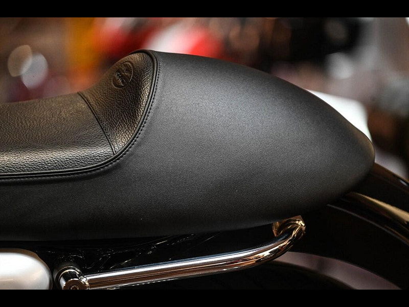 MOTO GUZZI V7 *Original Condition - Low Mileage* 0dr Manual 2026