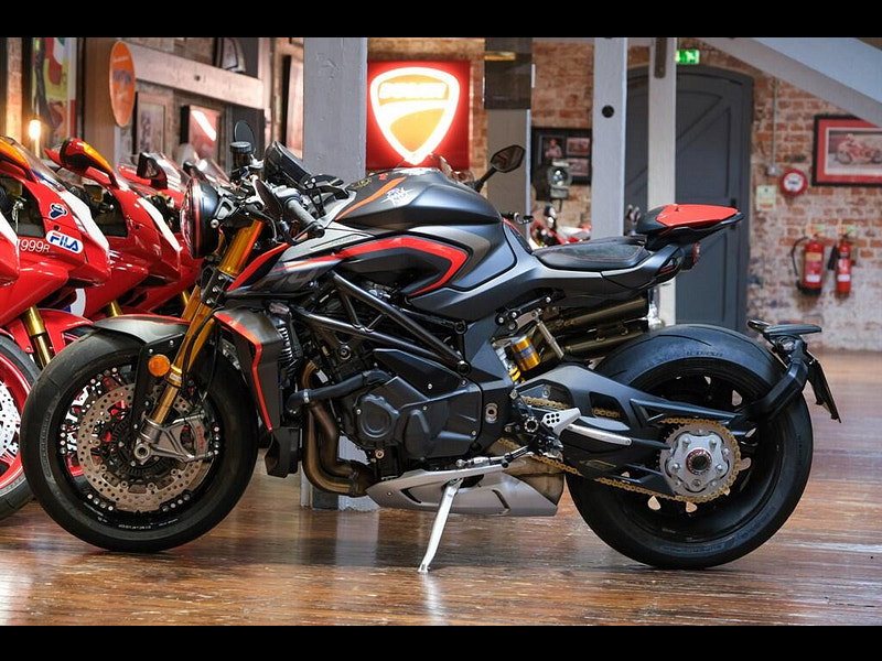 Mv agusta Rush 1000 *SC Projects - No 200 of 300* 0dr Manual 2026