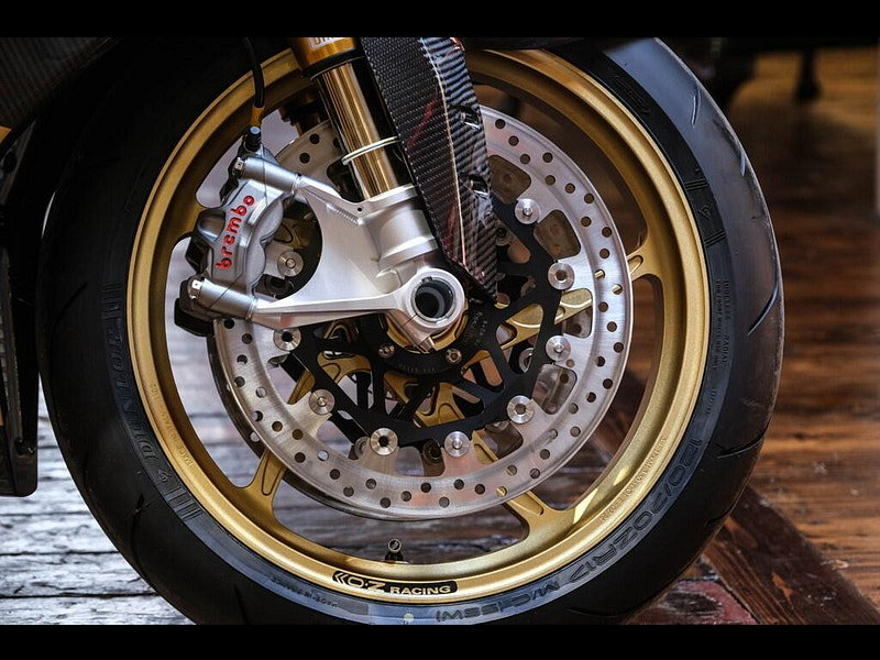 Norton V4 sv * LE Carbon - 60 Miles From New - Stunning!* 0dr Manual 2026