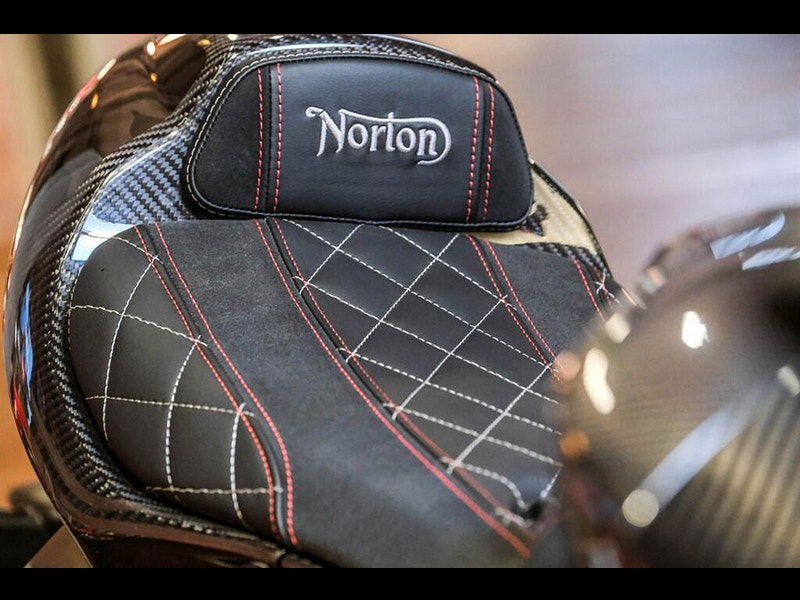 Norton V4 sv Norton V4 SV *Carbon* 0dr Manual 2026