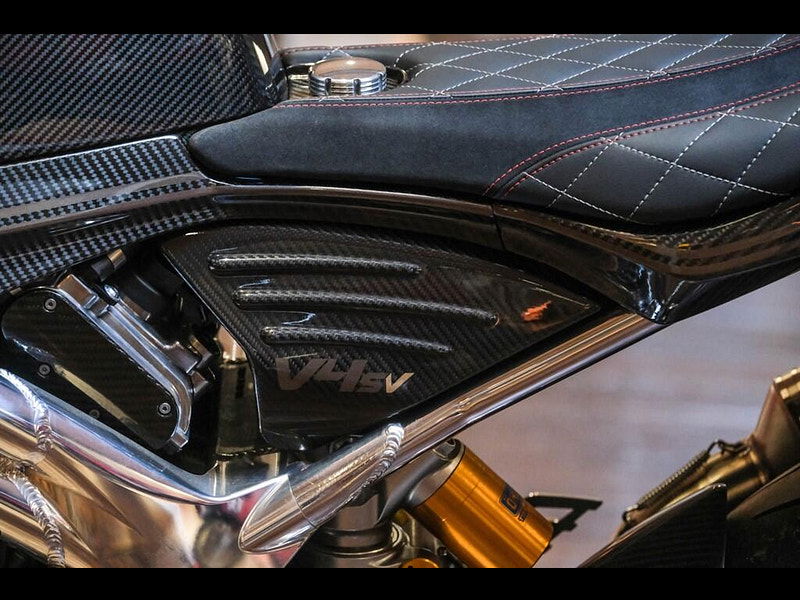 Norton V4 sv Norton V4 SV *Carbon* 0dr Manual 2026