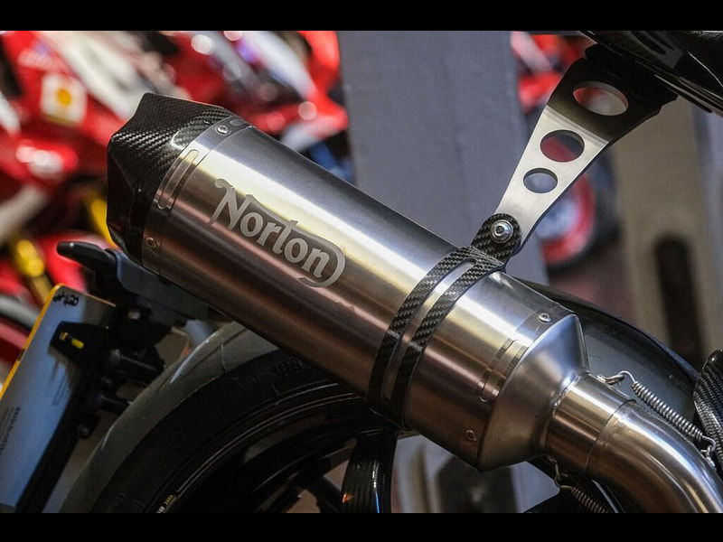 Norton V4 sv Norton V4 SV *Carbon* 0dr Manual 2026