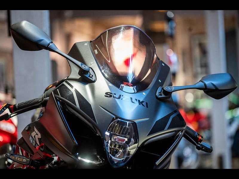 Suzuki Gsx-r1000r *Phantom Edition* 0dr Manual 2026
