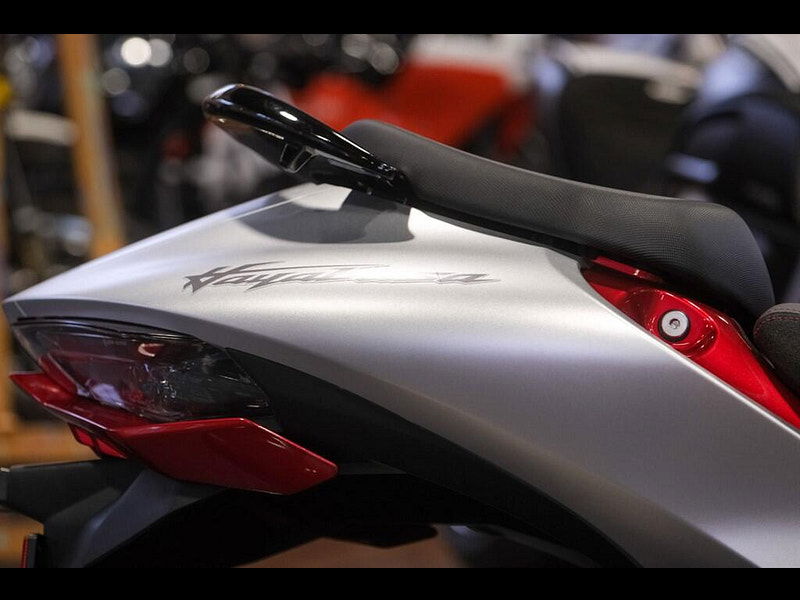 Suzuki GSX1300R Hayabusa *Akrapovic End Cans* 0dr Manual 2026