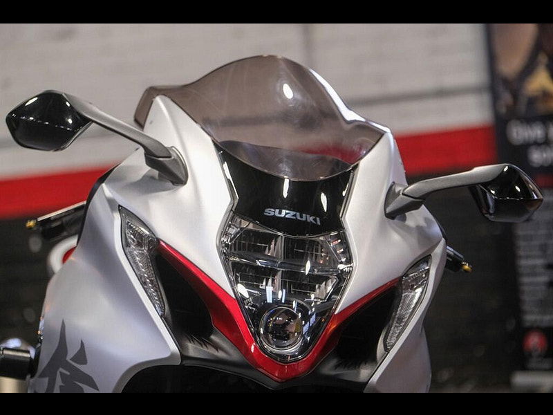 Suzuki GSX1300R Hayabusa *Akrapovic End Cans* 0dr Manual 2026