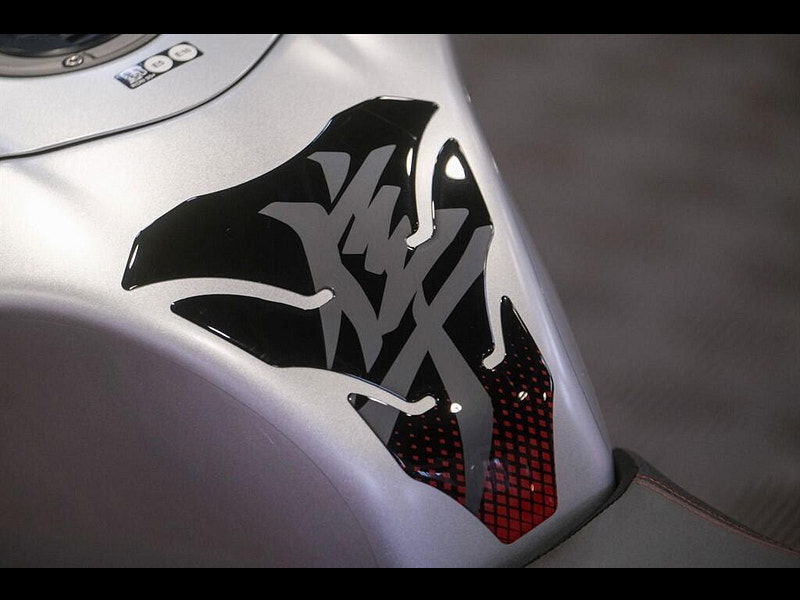 Suzuki GSX1300R Hayabusa *Akrapovic End Cans* 0dr Manual 2026