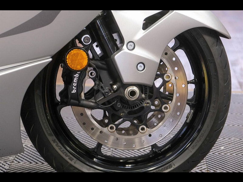 Suzuki GSX1300R Hayabusa *Akrapovic End Cans* 0dr Manual 2026