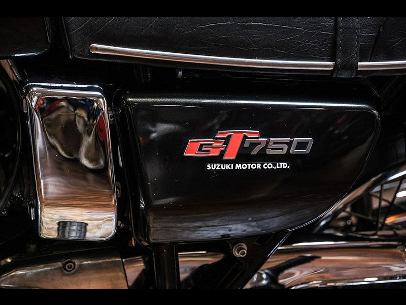 Suzuki GT GT750 Full Cosmetic Restoration 0dr Manual 2025