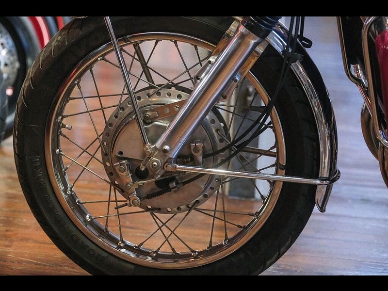 Suzuki GT GT750 "Kettle" Fully Restored Example 0dr Manual 2026