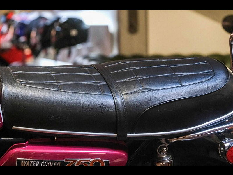 Suzuki GT GT750 "Kettle" Fully Restored Example 0dr Manual 2026