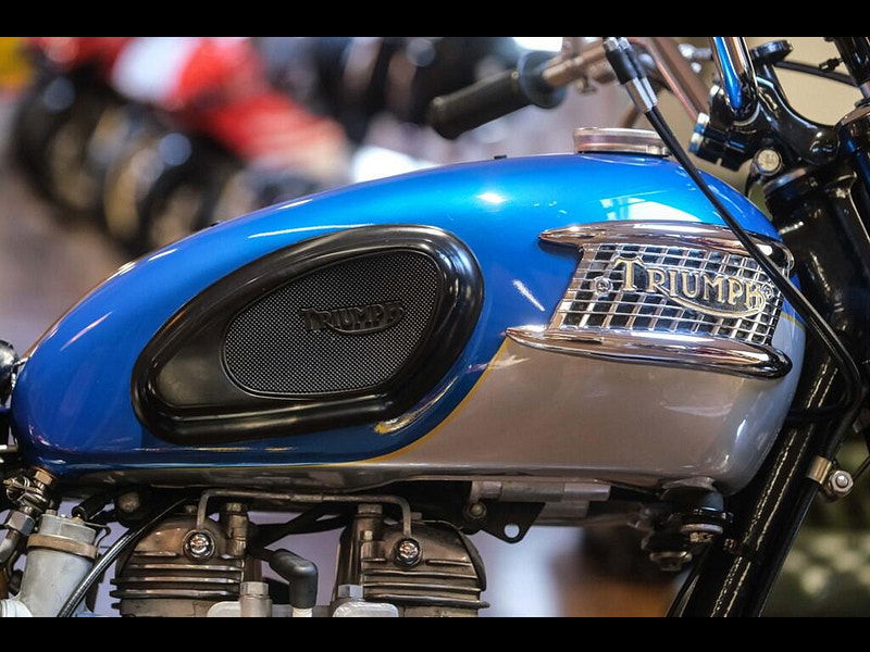 Triumph Bonneville T120 T120C 650 "TT" Special Fully Restored 0dr Manual 2026