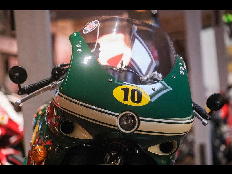 Triumph Daytona 955 Daytona 955i "Mallory" Unique Build 0dr Manual 2026