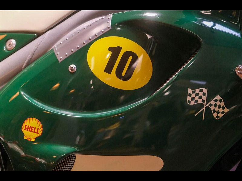 Triumph Daytona 955 Daytona 955i "Mallory" Unique Build 0dr Manual 2026