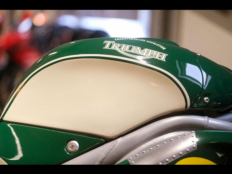 Triumph Daytona 955 Daytona 955i "Mallory" Unique Build 0dr Manual 2026