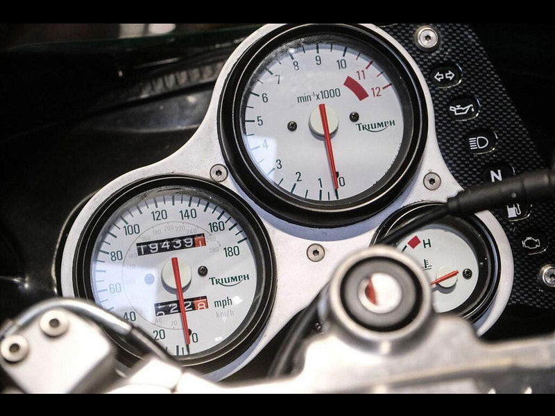 Triumph Daytona 955 Daytona 955i "Mallory" Unique Build 0dr Manual 2026