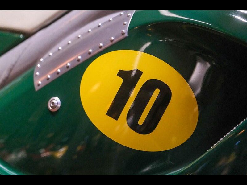 Triumph Daytona 955 Daytona 955i "Mallory" Unique Build 0dr Manual 2026