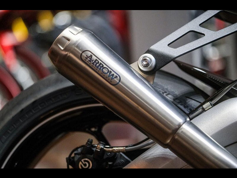 Triumph Daytona Moto2 765 *Moto 2, No 133 of Just 765* 0dr Manual 2026