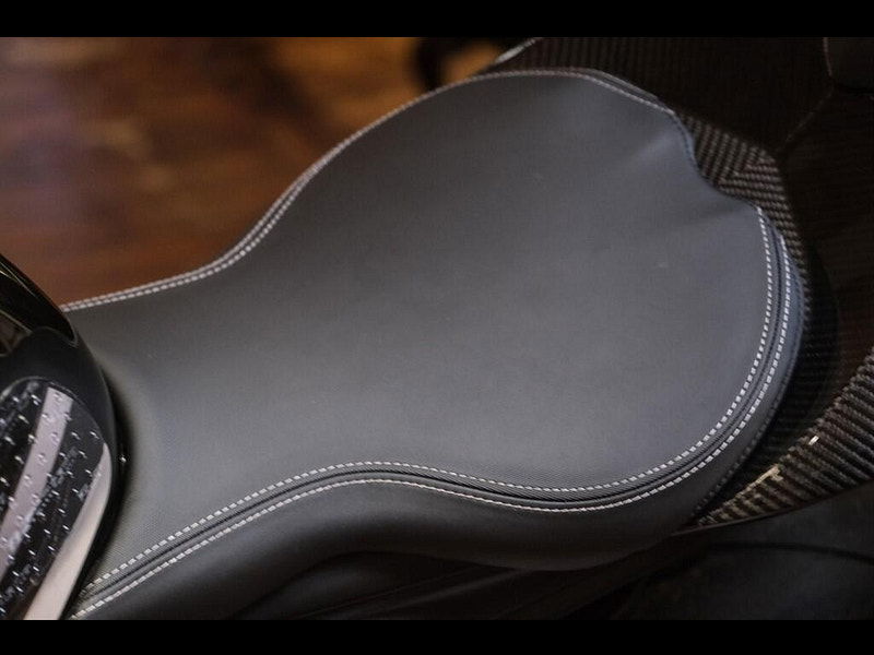 Triumph Daytona Moto2 765 *Moto 2, No 133 of Just 765* 0dr Manual 2026