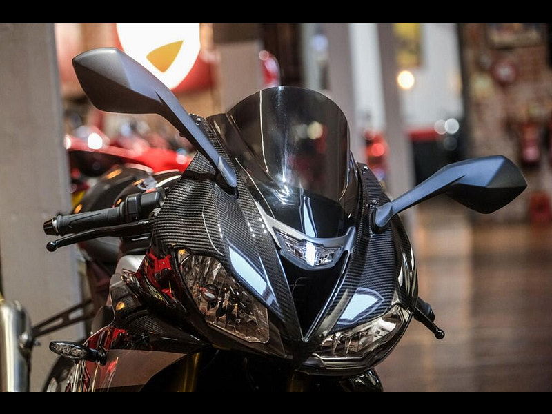 Triumph Daytona Moto2 765 *Moto 2, No 133 of Just 765* 0dr Manual 2026