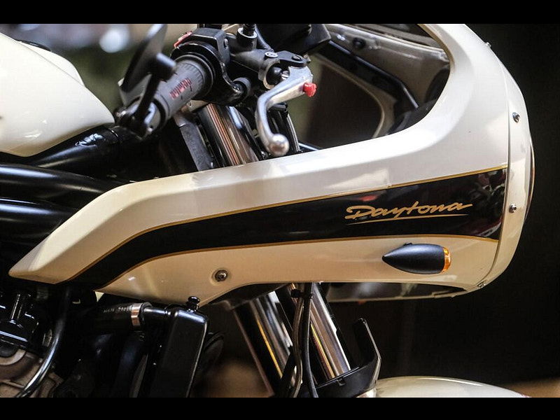 Triumph Daytona T595 Daytona Cafe Racer Unique Build 0dr Manual 2026