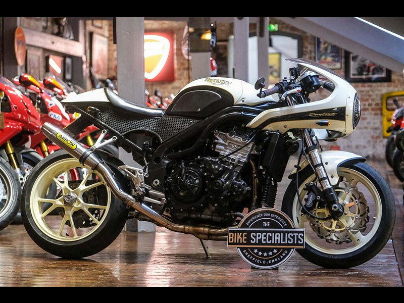 Triumph Daytona T595 Daytona Cafe Racer Unique Build 0dr Manual 2026