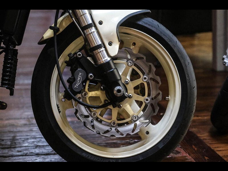 Triumph Daytona T595 Daytona Cafe Racer Unique Build 0dr Manual 2026