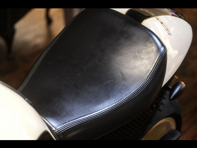 Triumph Daytona T595 Daytona Cafe Racer Unique Build 0dr Manual 2026