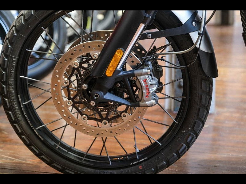 Triumph Scrambler 1200 1200 XC With Leather Soft Luggage Pannier 0dr Manual 2026