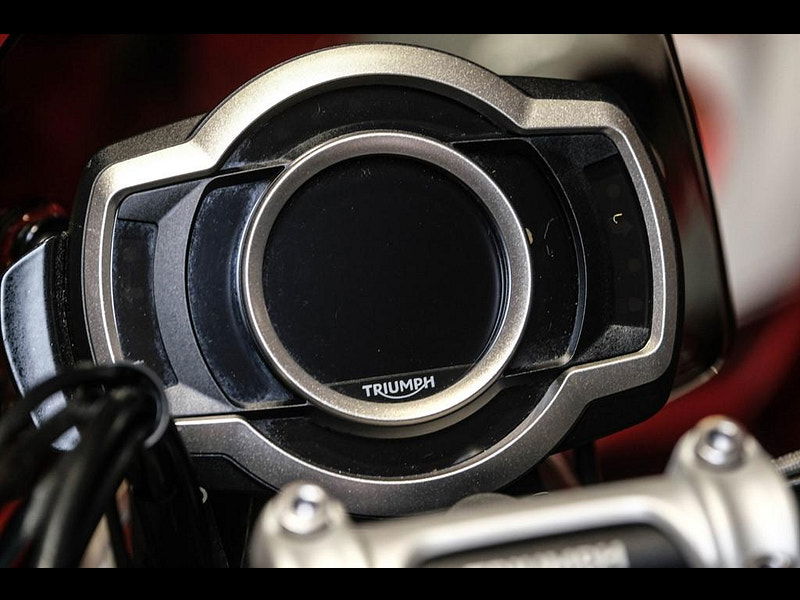 Triumph Scrambler 1200 1200 XC With Leather Soft Luggage Pannier 0dr Manual 2026