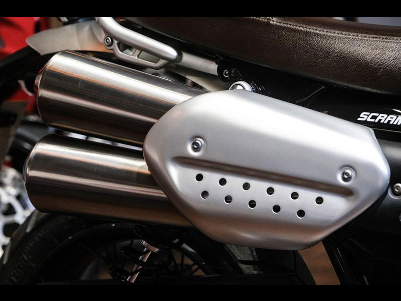 Triumph Scrambler 1200 1200 XC With Leather Soft Luggage Pannier 0dr Manual 2026