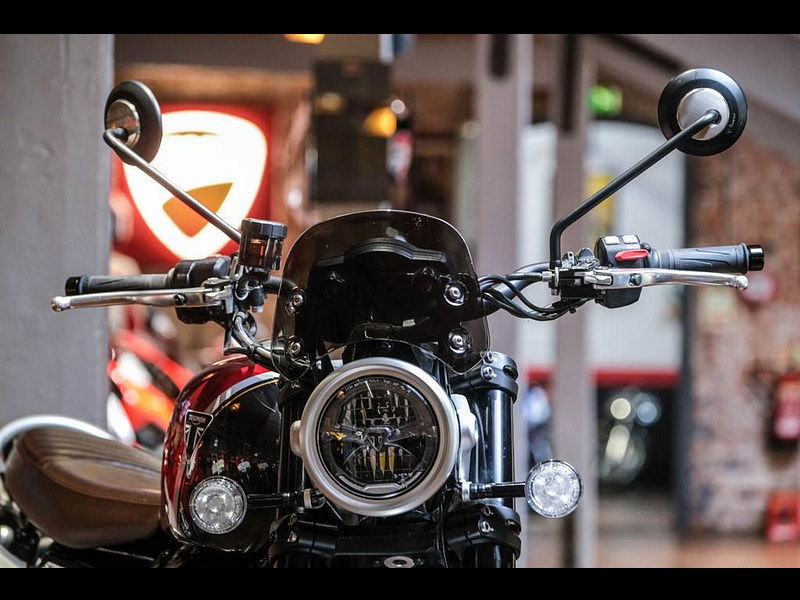 Triumph Scrambler 1200 1200 XC With Leather Soft Luggage Pannier 0dr Manual 2026