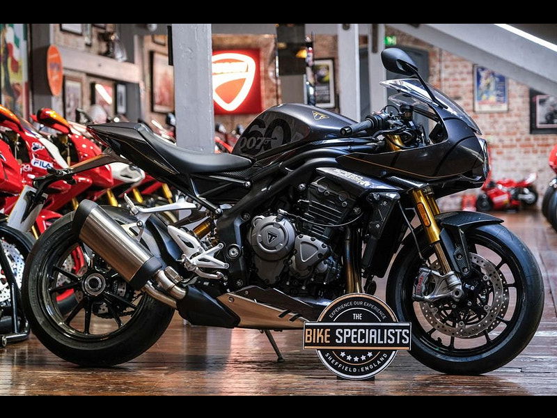 Triumph Speed Triple 1200 RR "Bond Edition" No: 49 of 60 0dr Manual 2025