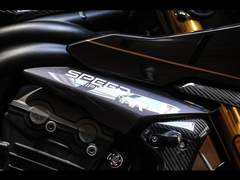 Triumph Speed Triple 1200 RR "Bond Edition" No: 49 of 60 0dr Manual 2025