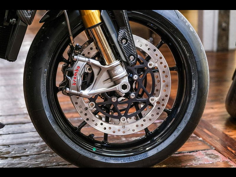 Triumph Speed Triple 1200 RR "Bond Edition" No: 49 of 60 0dr Manual 2025