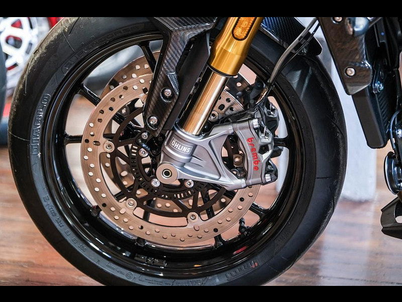 Triumph Speed Triple 1200 RR "Bond Edition" No: 49 of 60 0dr Manual 2025