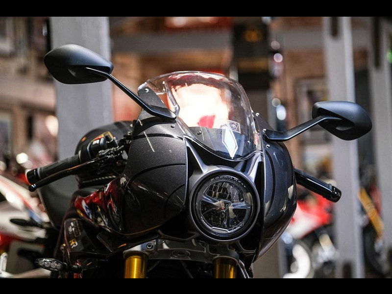 Triumph Speed Triple 1200 RR "Bond Edition" No: 49 of 60 0dr Manual 2025