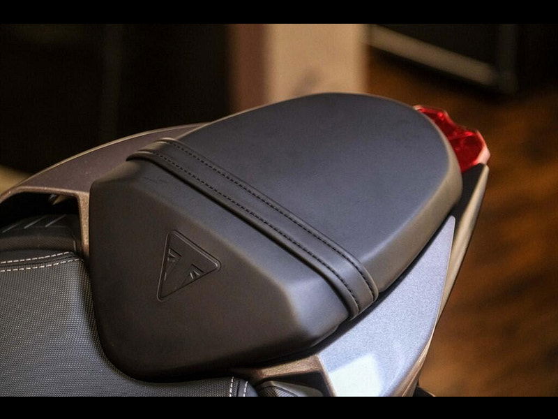 Triumph Street Triple 765 *Street Triple 765 RS - Scorpion Exhaust* 0dr Manual 2026