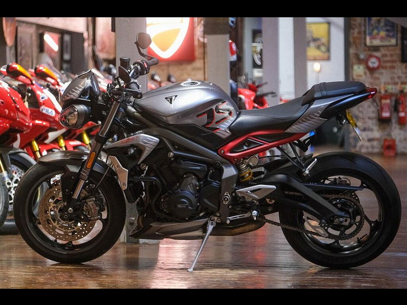 Triumph Street Triple 765 *Street Triple 765 RS - Scorpion Exhaust* 0dr Manual 2026