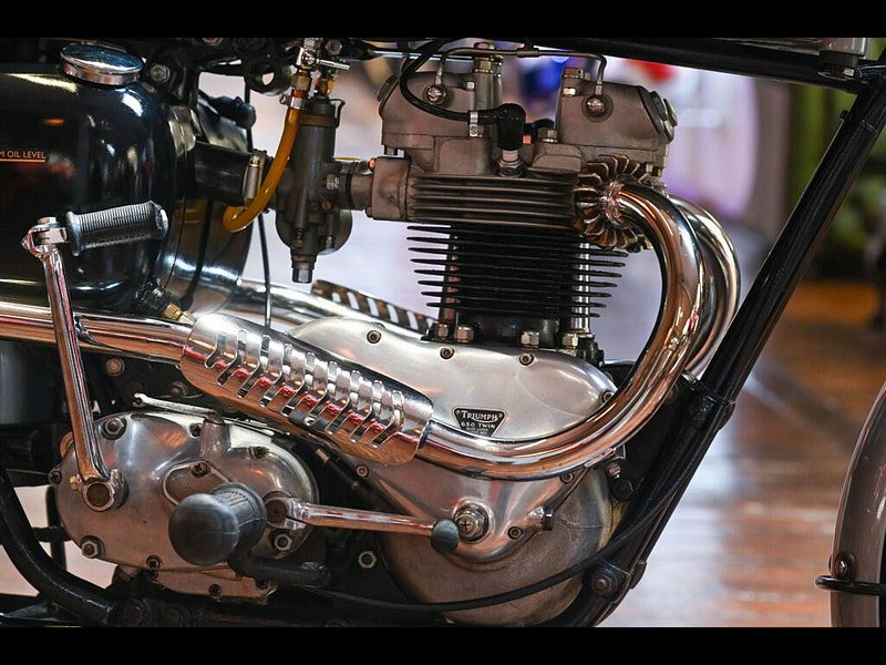 Triumph T110 Tiger T110 Restored "Desert Sled" Example 0dr Manual 2026