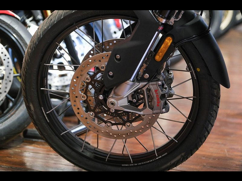 Triumph Tiger 900 900 Bond Limited Edition No: #81 of 250 0dr Manual 2025