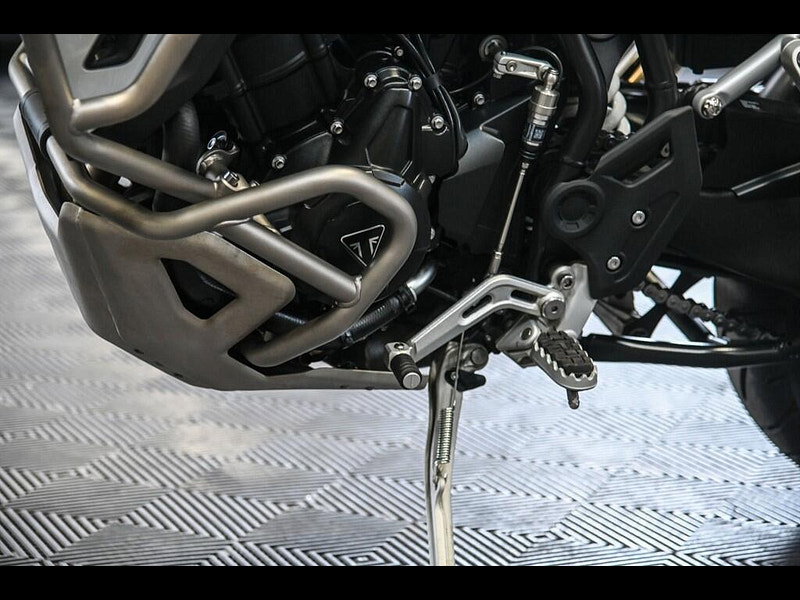 Triumph Tiger 900 *Full Luggage - Low Mileage* 0dr Manual 2026