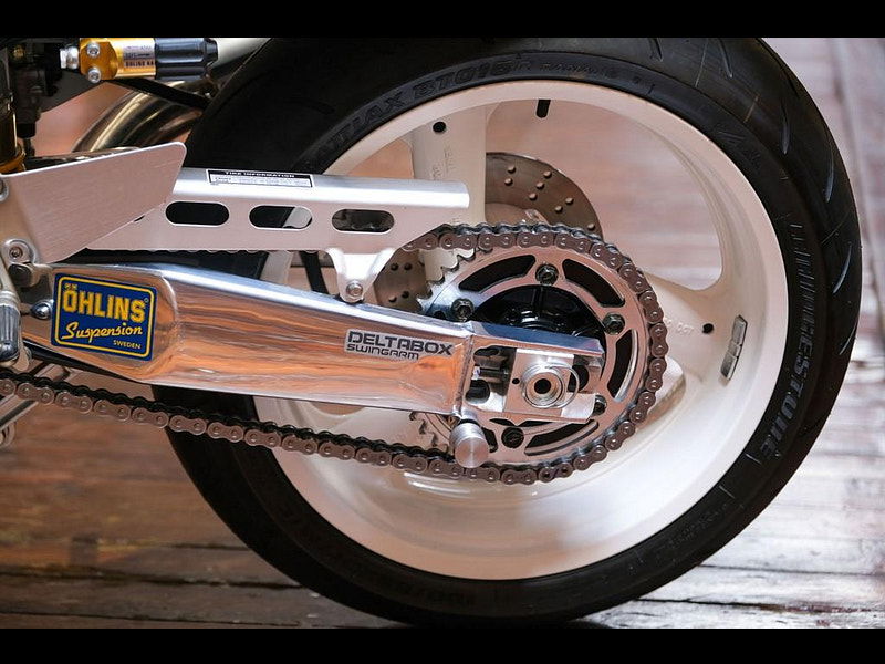 Yamaha FZR750R FZR750RR OW-01 Immaculate UK Example 0dr Manual 2025