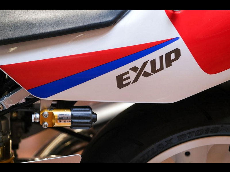 Yamaha FZR750R FZR750RR OW-01 Immaculate UK Example 0dr Manual 2025