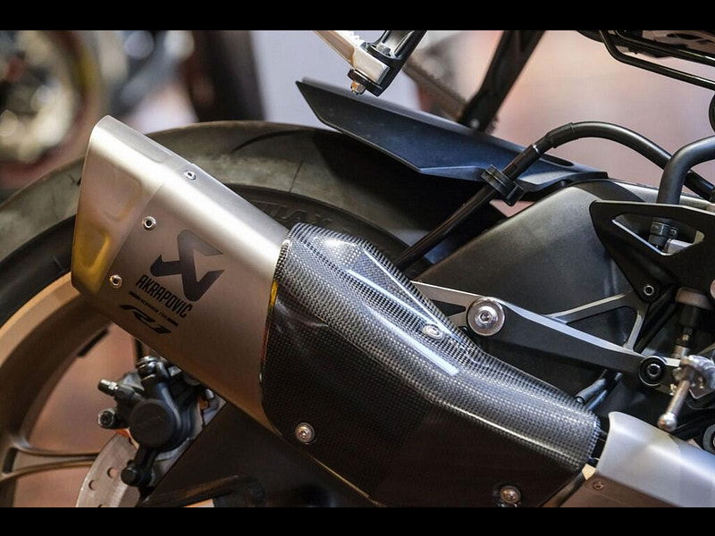 Yamaha R1 Yamaha R1 60th Anniversary 0dr Manual 2025