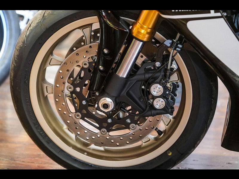 Yamaha R1 Yamaha R1 60th Anniversary 0dr Manual 2025