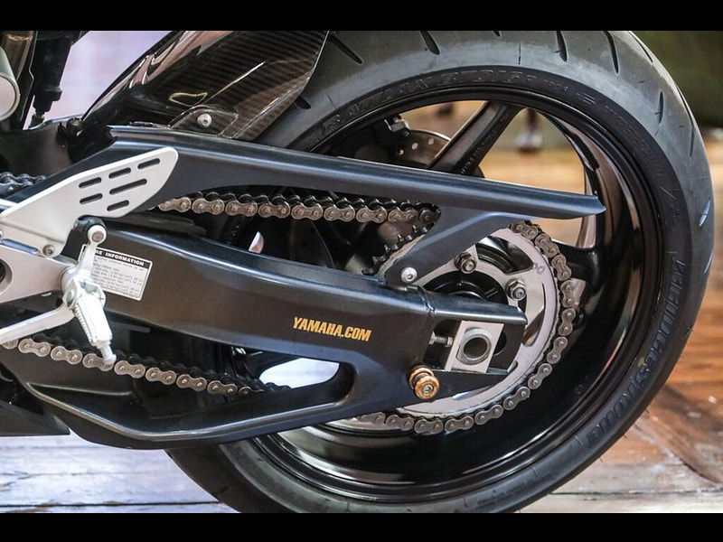 Yamaha R1 *Yamaha YZF R1 - Akrapovic End Cans* 0dr Manual 2026