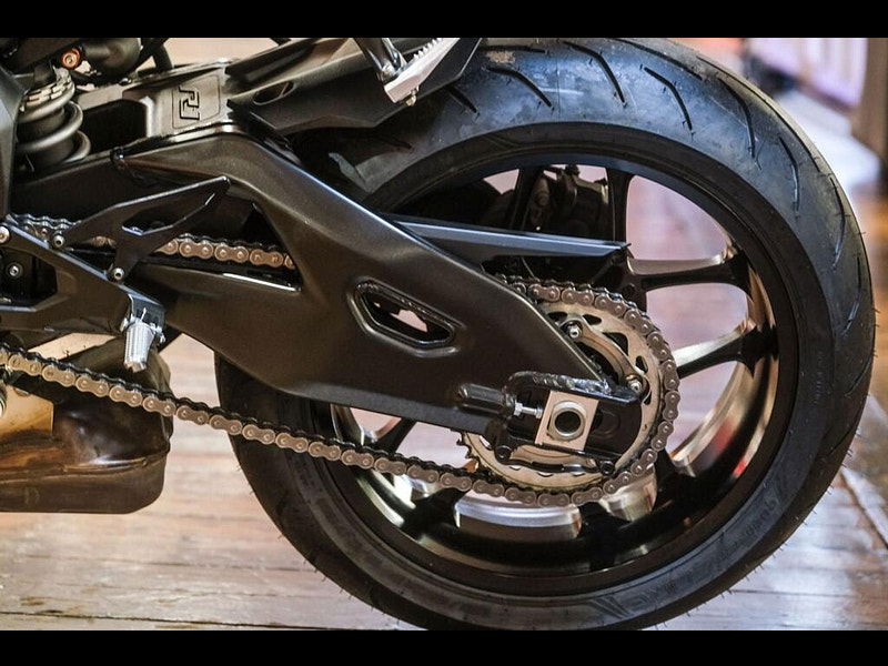 Yamaha R1 *Yamaha YZF R1 - Stunning Example* 0dr Manual 2026