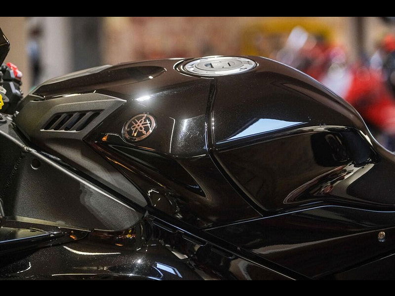 Yamaha R1 *Yamaha YZF R1 - Stunning Example* 0dr Manual 2026