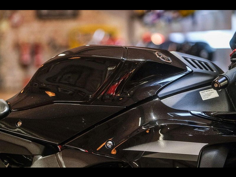 Yamaha R1 *Yamaha YZF R1 - Stunning Example* 0dr Manual 2026